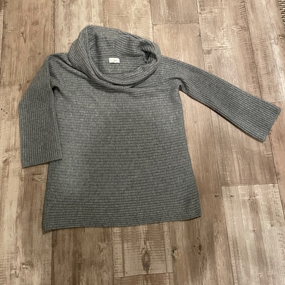 Women’s Lou & Grey Bundle - Picture 2 of 16